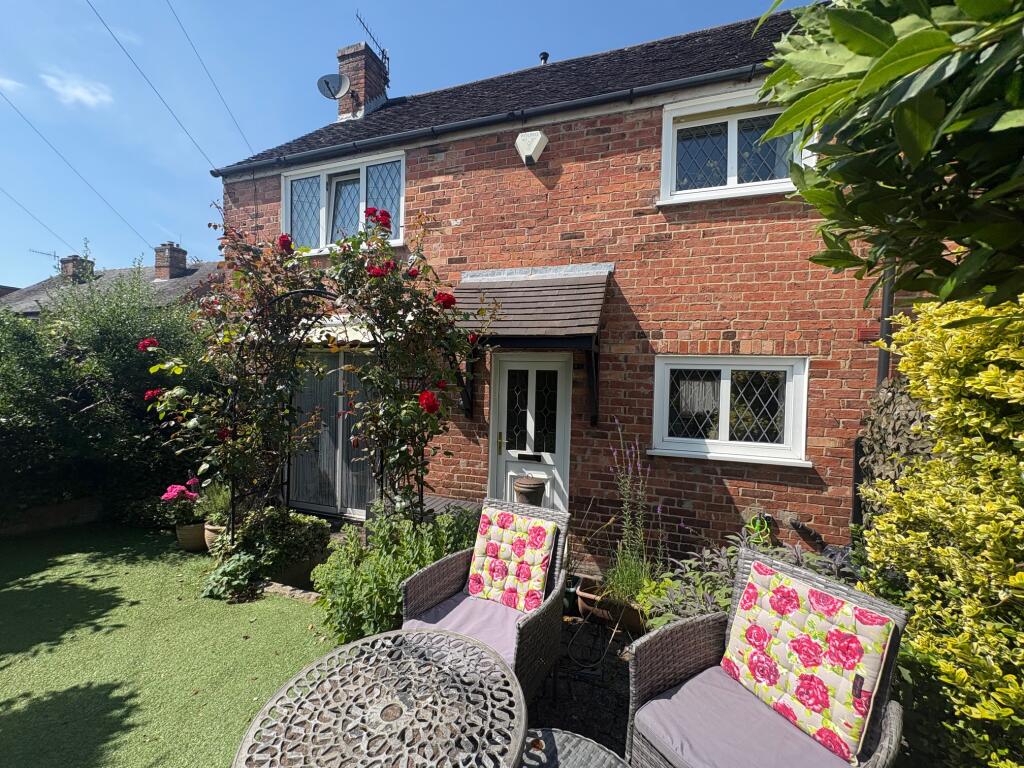 Main image of property: Lace Cottage, Malbons Yard, Ashbourne