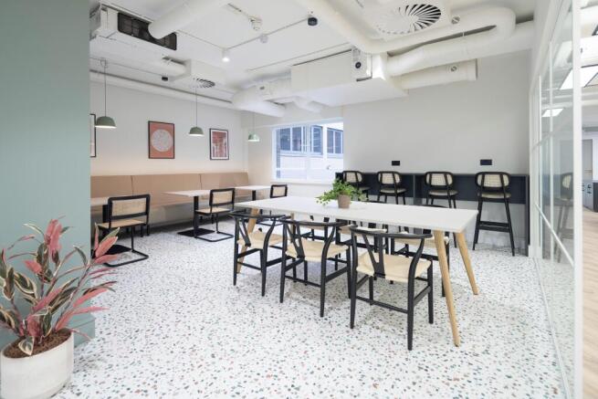 Kitchen & Breakout