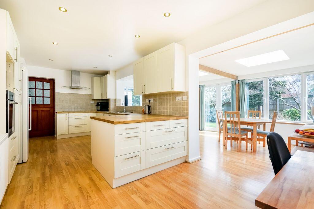 House in Bristol, Stoke Bishop - View 2