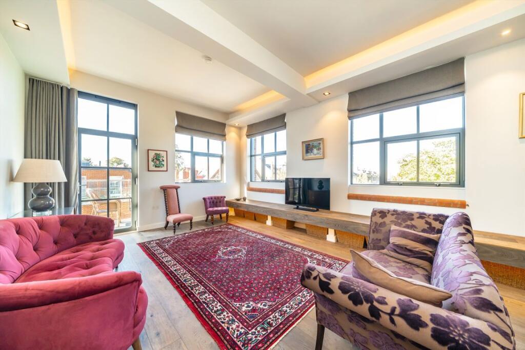 Apartment in London - View 4