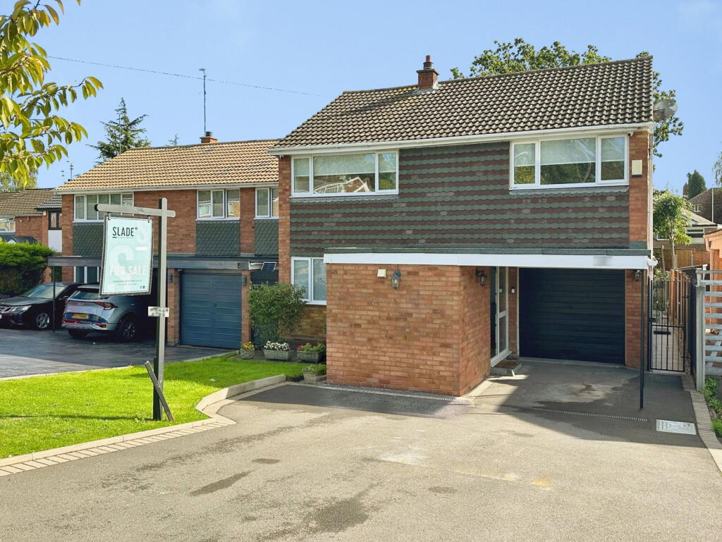 Main image of property: Linden Lea, Finchfield, Wolverhampton, WV3 8BD