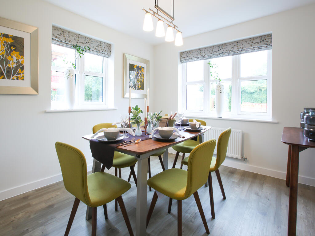 House in Gloucester - View 4