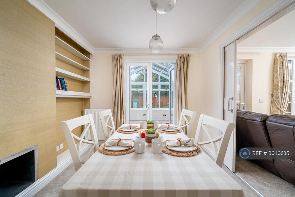 House in Stevenage - View 4