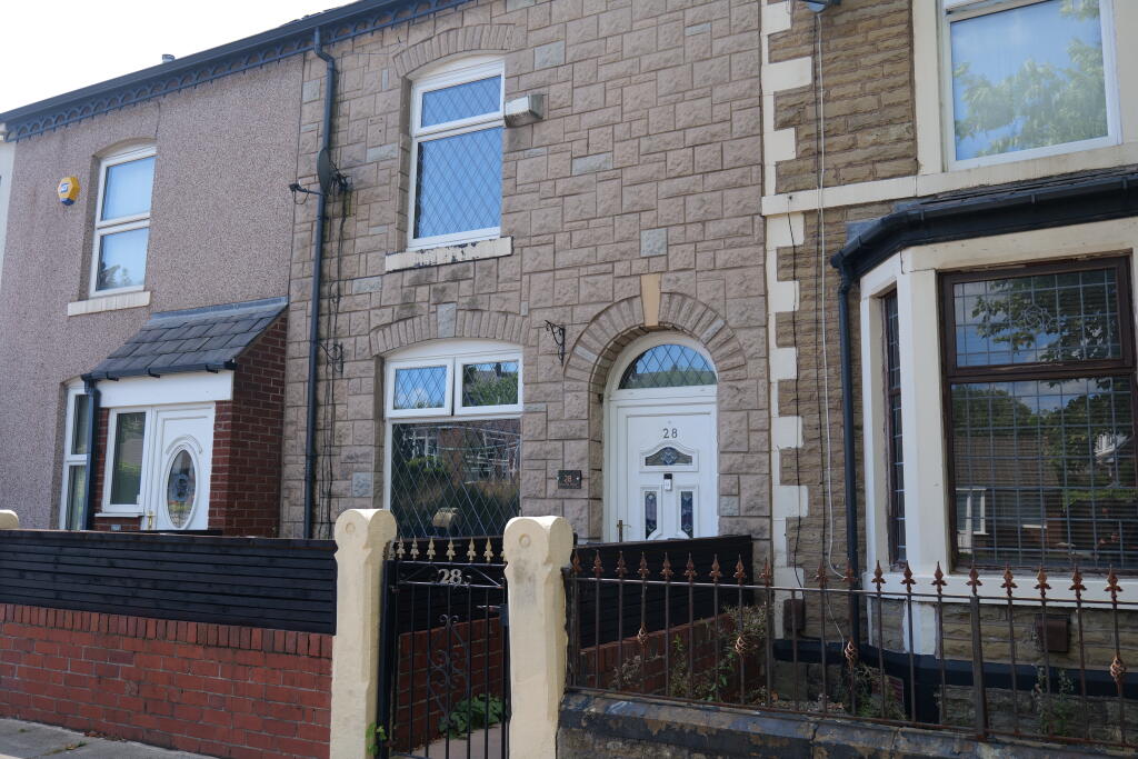 House in Oldham - View 4