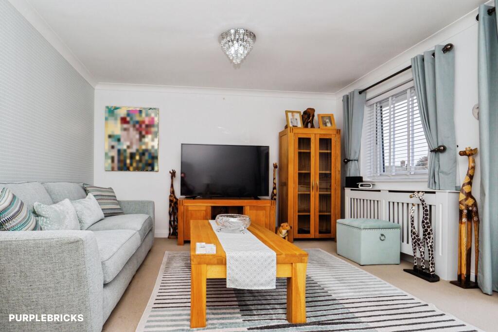 Apartment in Canterbury - View 4