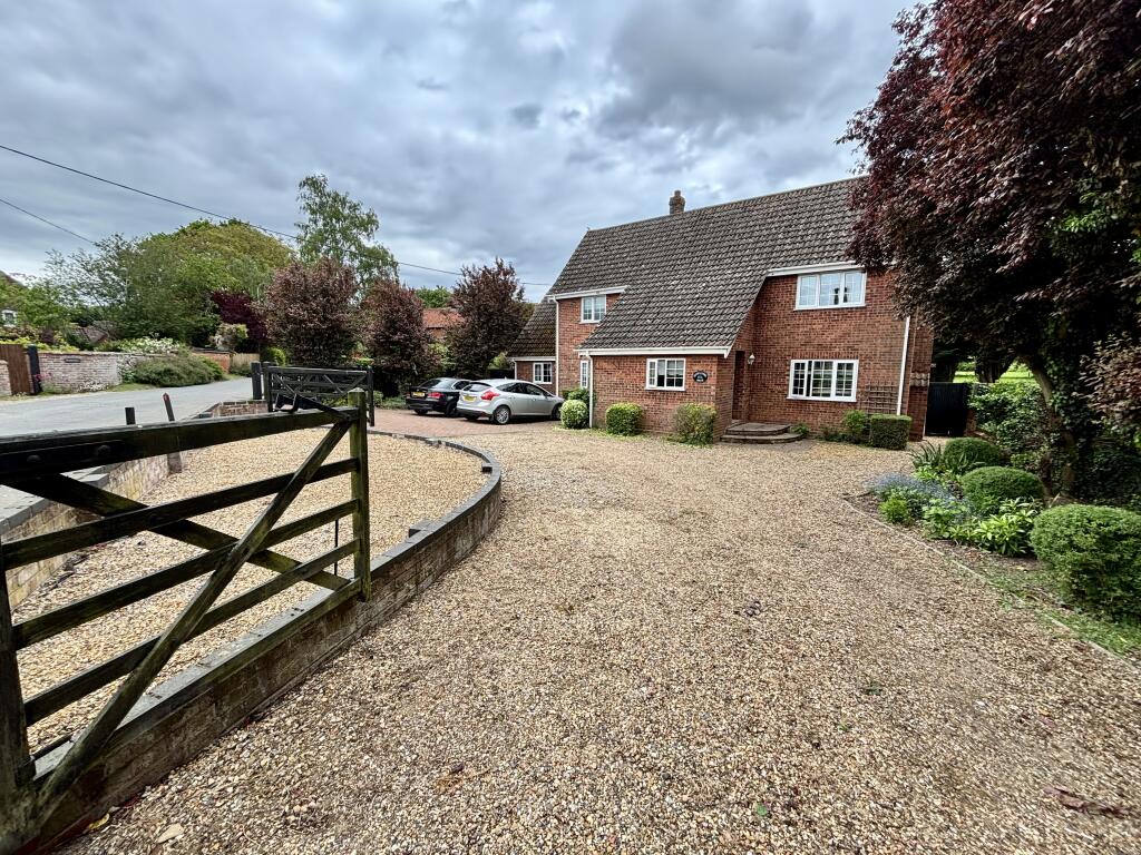 Main image of property: Hunts Corner, Banham