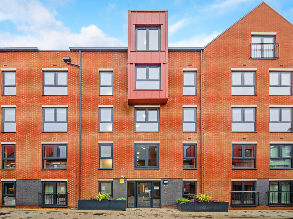Main image of property: Weavers Yard, Newbury Newbury RG14