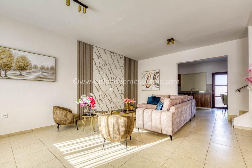 Main image of property: Liopetri