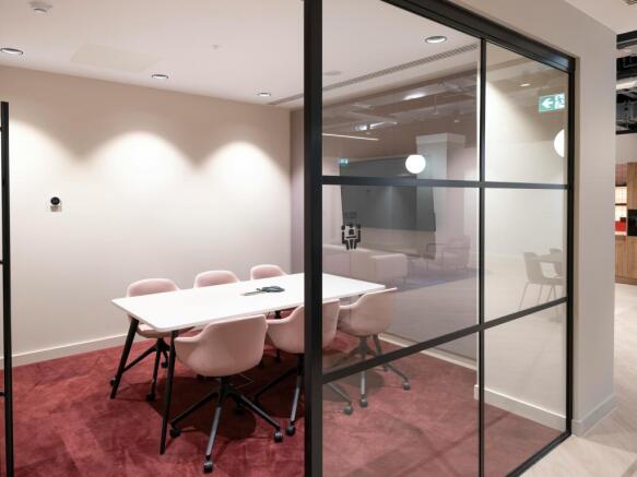 1st Floor Meeting Room