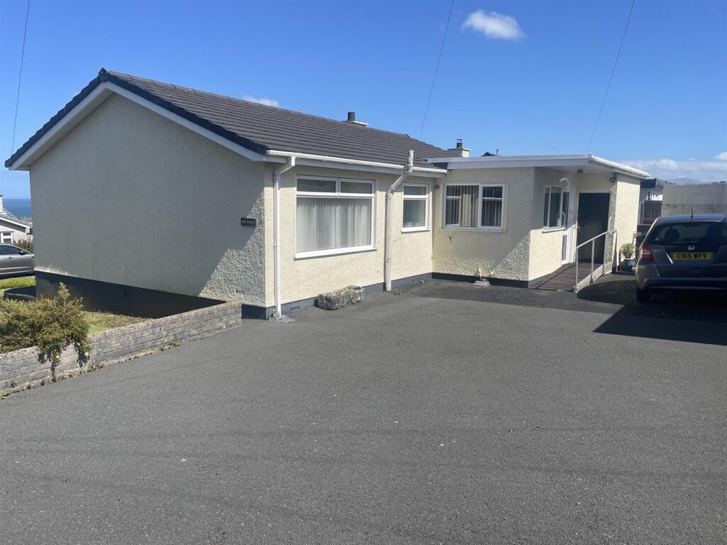 Lon Aber, Benllech, Tyn-Y-Gongl photo 2