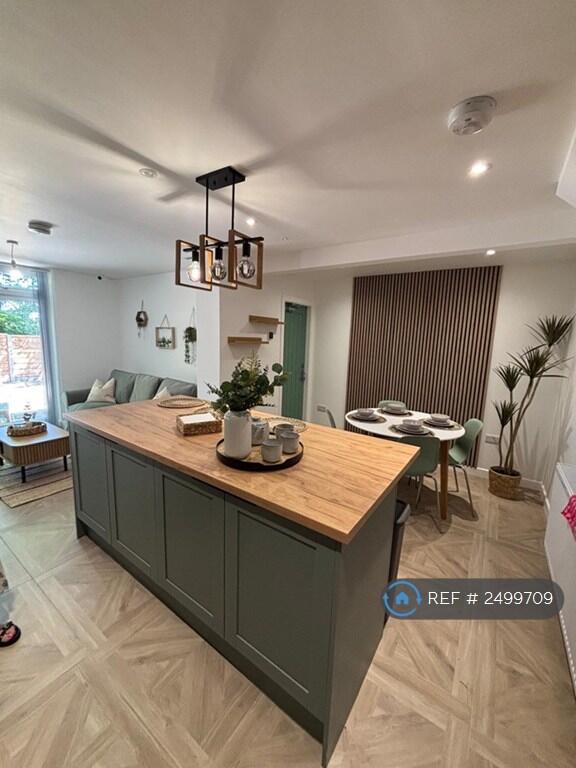 Main image of property: Chaucer Avenue, Radcliffe, Manchester, M26