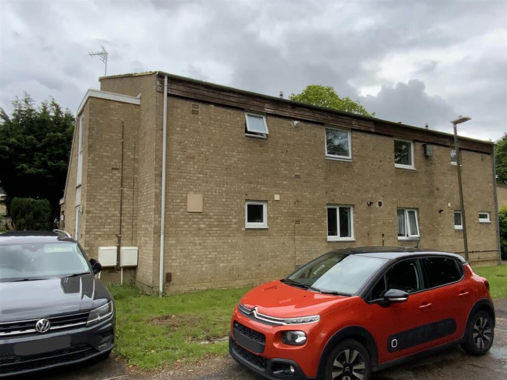 Main image of property: Essenden Court, Stony Stratford, Milton Keynes