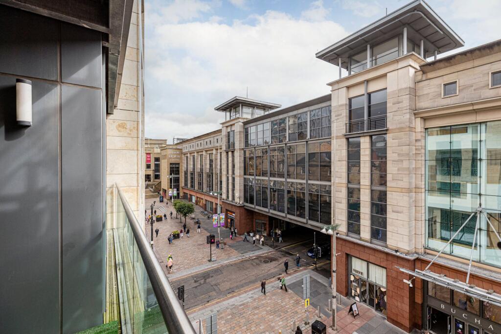 Apartment in Glasgow, Cowcaddens - View 5