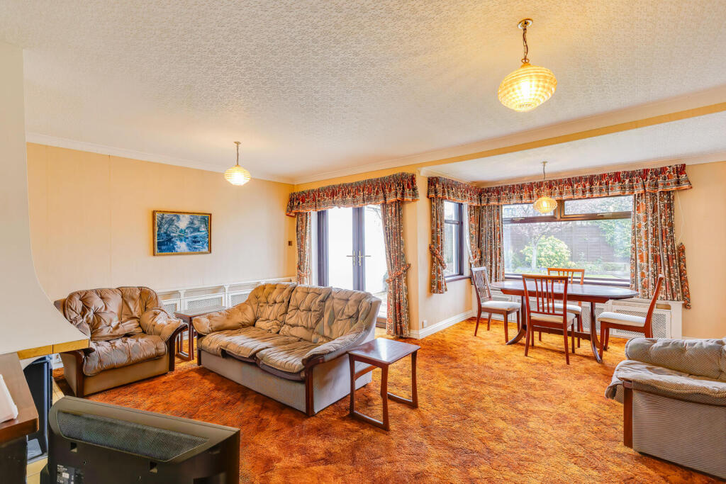 House in Cardiff, Rhiwbina Garden Village, Rhiwbina - View 2