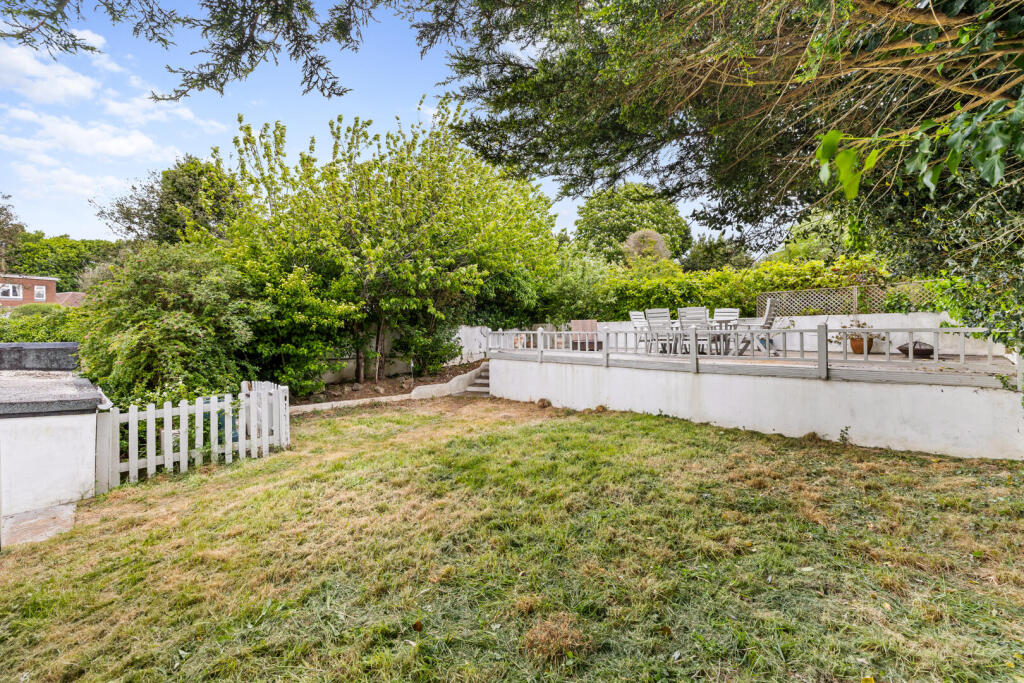 House in Hove, Brighton and Hove - View 3