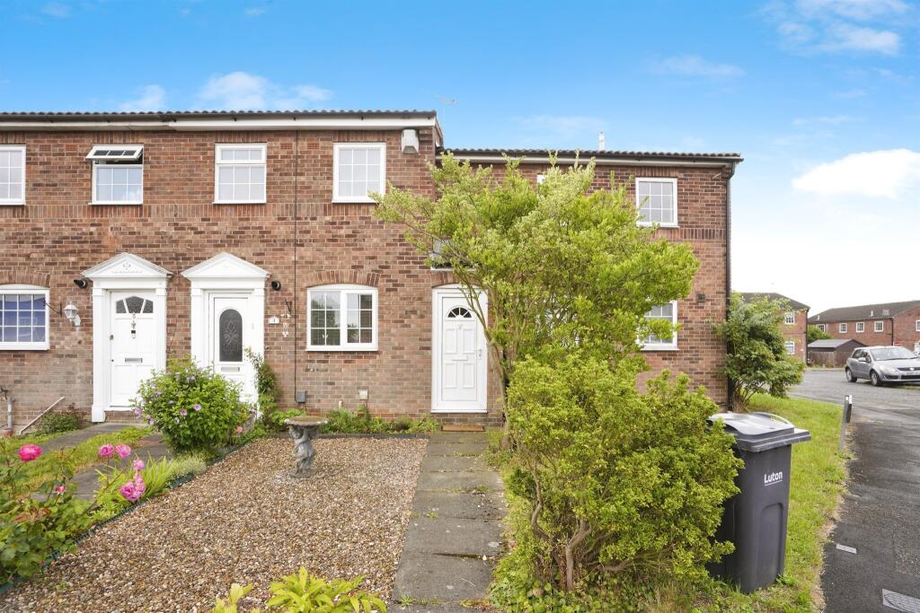 Main image of property: Ardleigh Green, Luton