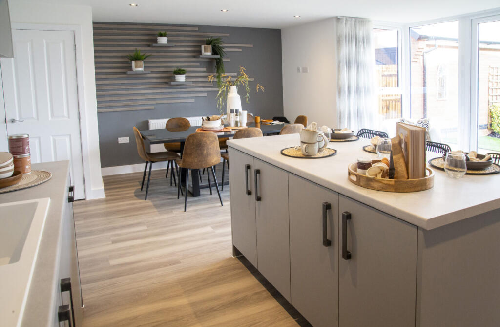 House in Northampton, North Northamptonshire - View 5