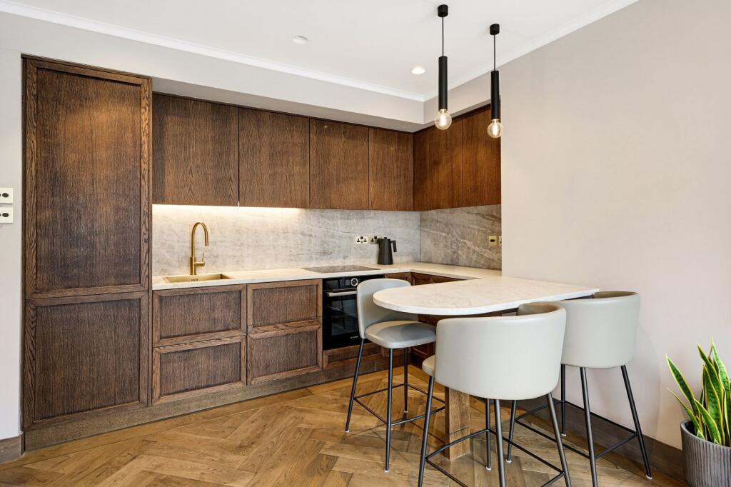 Apartment in London - More