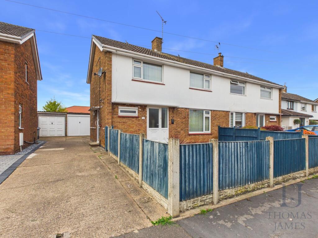 4-bed semi-detached on Ringleas, Cotgrave, NG12, £235,000
