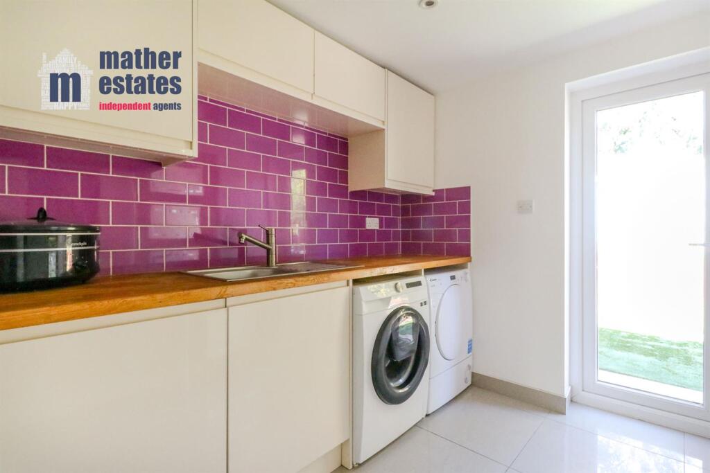 Additional image 18 of Lark Rise, Birds & Trees Area, Hatfield