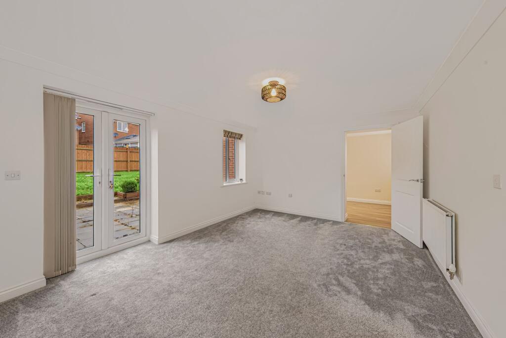 House in Stoke-on-Trent - View 5