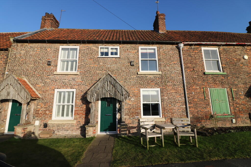 Main image of property: Main Street, Brantingham, Brough