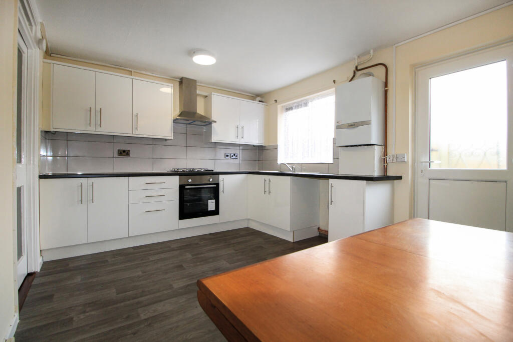 House in Harrow - View 5