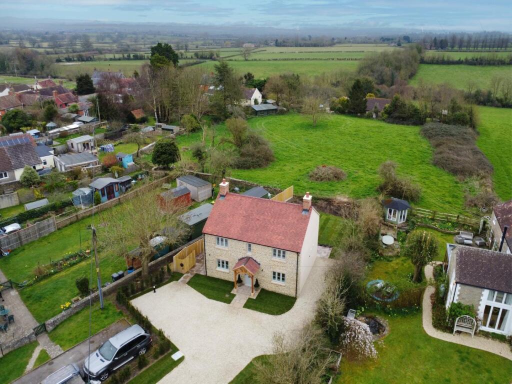 3-bed detached on Chapel Lane, Yenston, Templecombe, £522,500