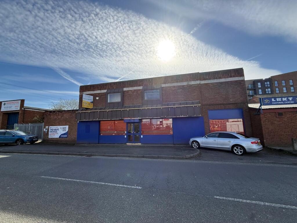 Main image of property: 9 Haydock Street, Warrington, WA2 7UW
