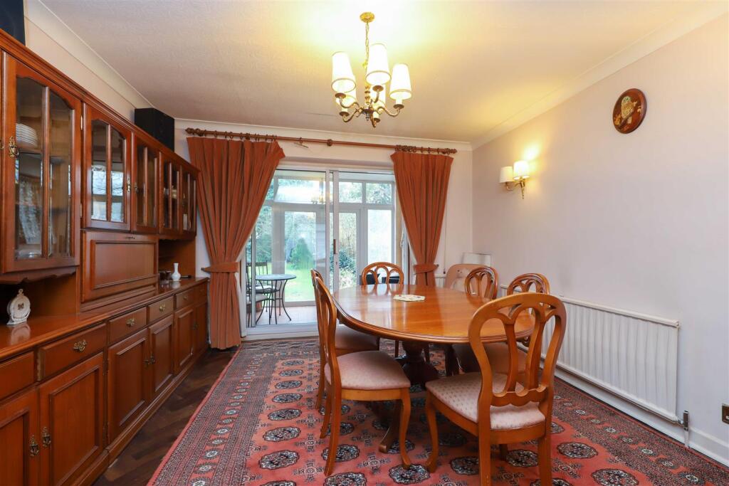 The Chantry, Hillingdon, UB8 photo 3