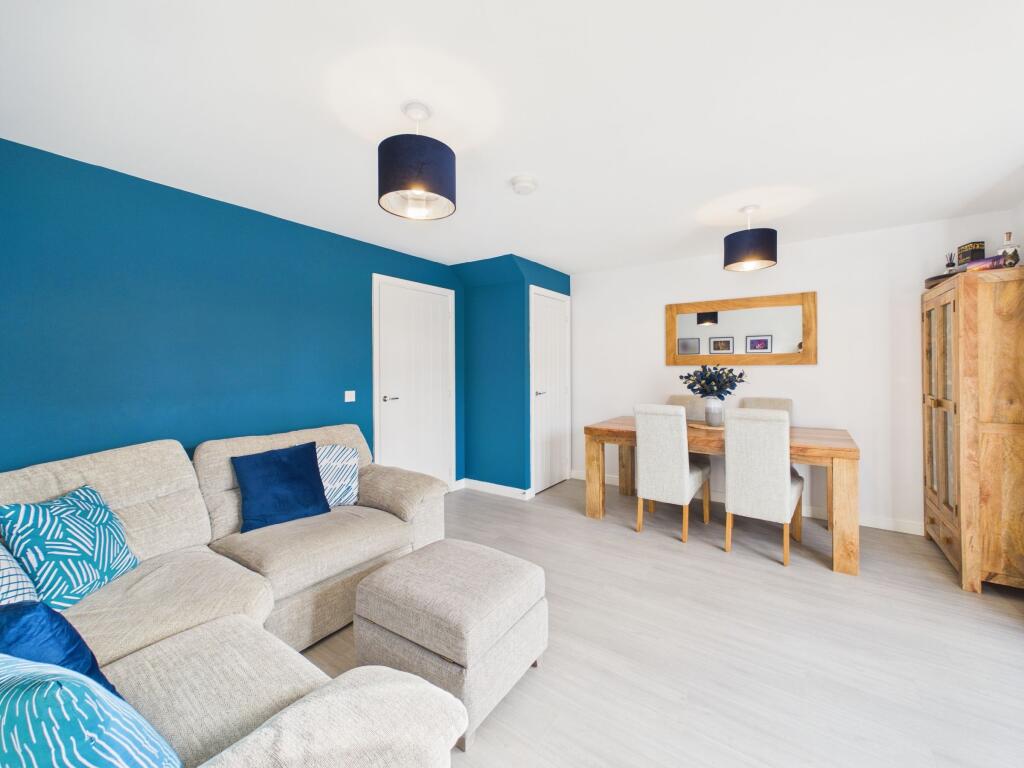 House in Glasgow, North Lanarkshire - View 5