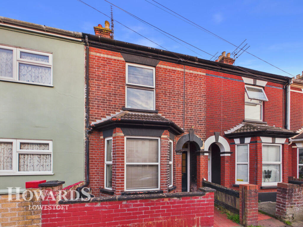Main image of property: Worthing Road, Lowestoft