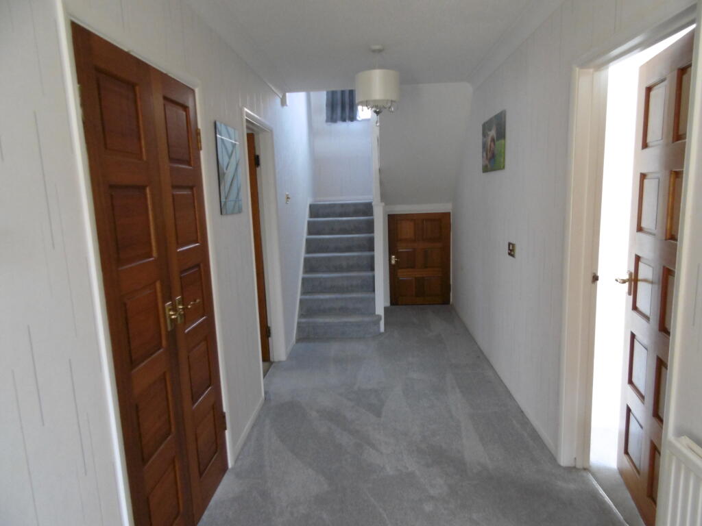 House in Southend-on-Sea - View 4