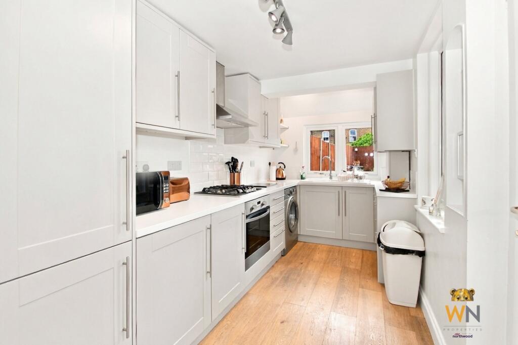 House in London - View 5