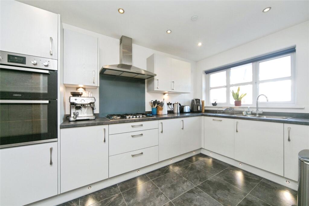 Llys Wynne, Llandudno Junction, Conwy, LL31 photo 4