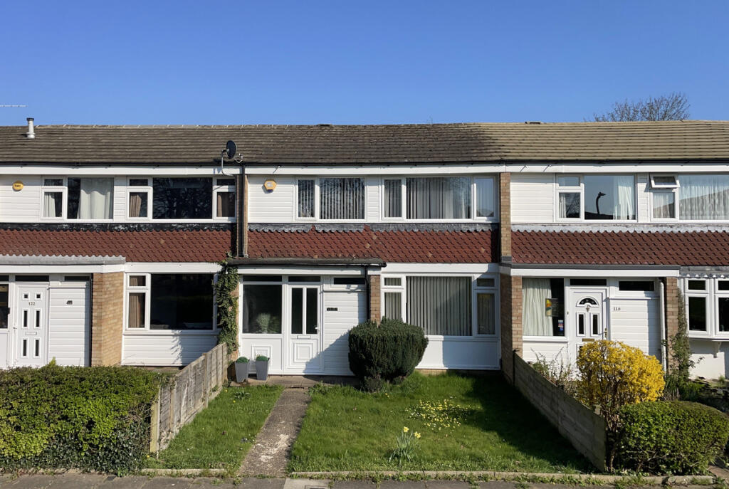 3-bed terraced on Crawley Drive, Hemel Hempstead, HP2, £400,000