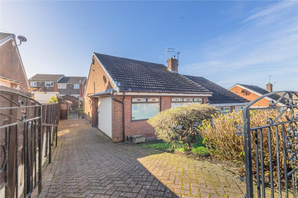 Main image of property: Haddon Way, Shaw, Oldham, Greater Manchester, OL2