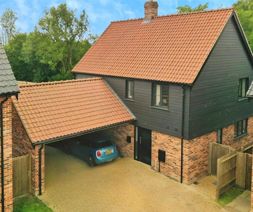 4-bed detached on Goodrum Close, Ashwellthorpe, Norwich, NR16, £475,000