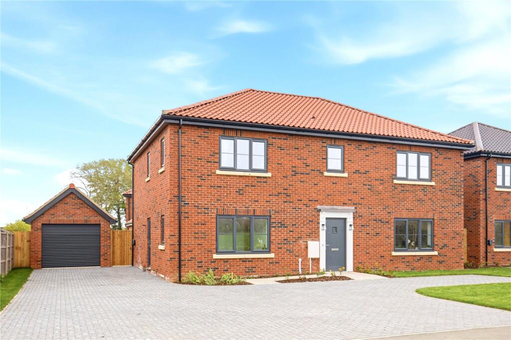 4-bed detached on The Woodpecker, Round Tower Park, Eccles, Norwich, NR16, £615,000