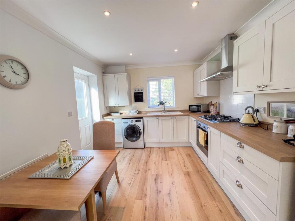 House in Newcastle upon Tyne - More