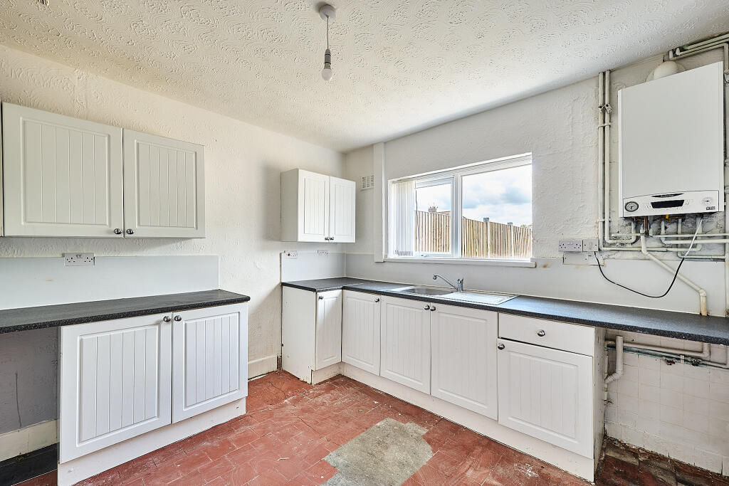 House in Stoke-on-Trent - View 5