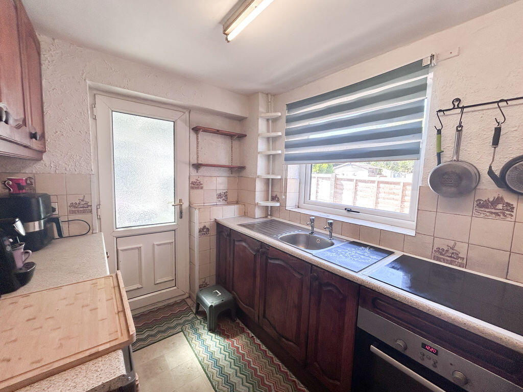 165 Arundel Drive, Carleton, Poulton Le Fylde FY6 7TR photo 4
