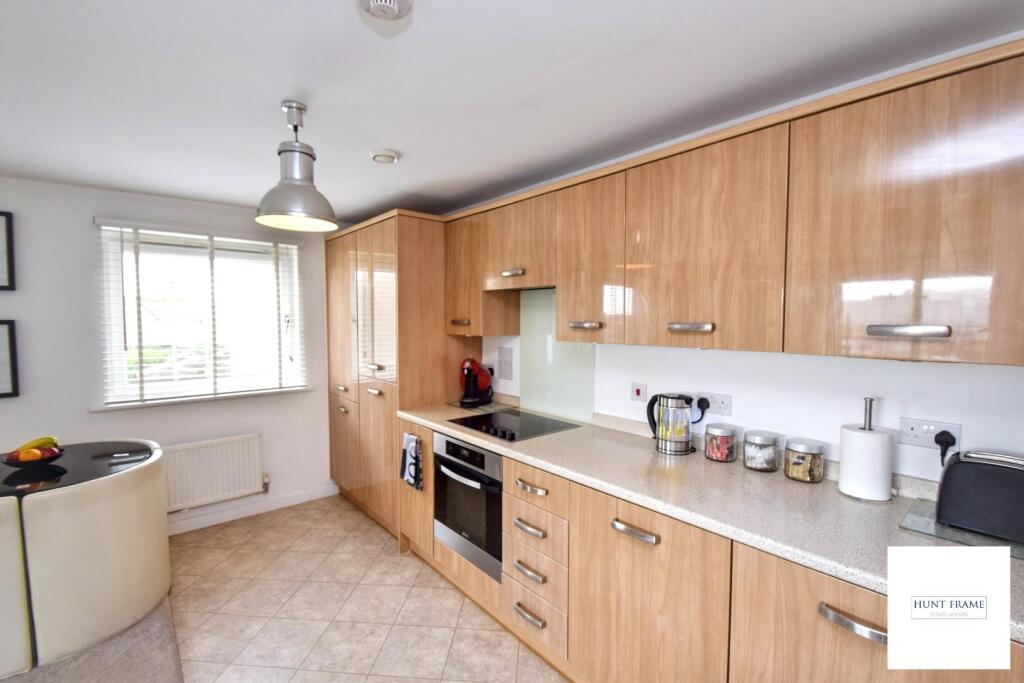 Groombridge Avenue, Eastbourne - View 6