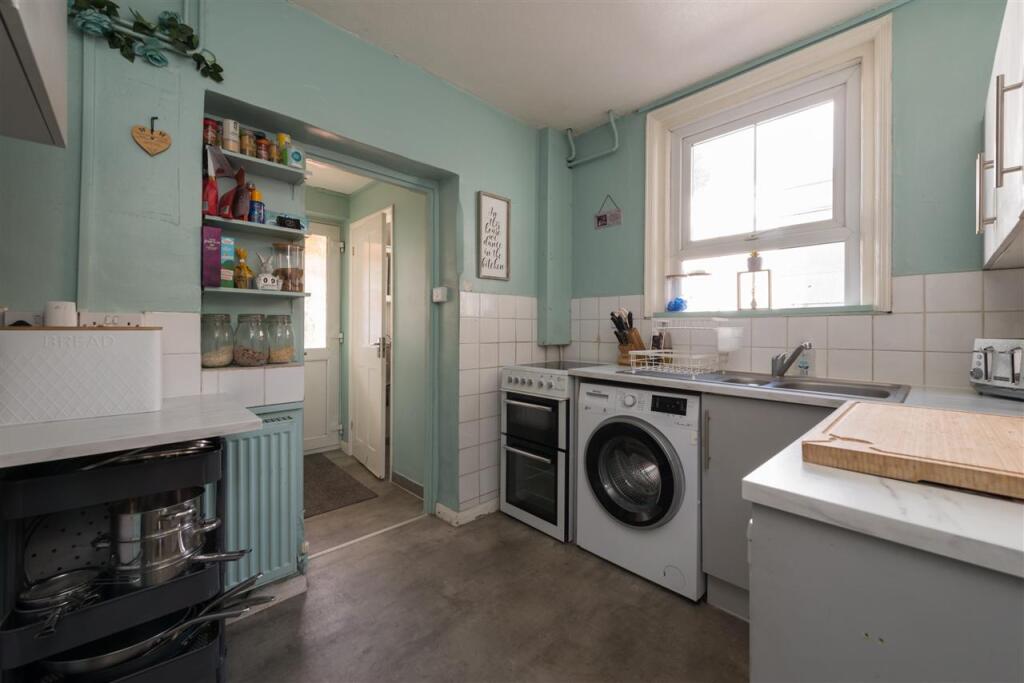 House in Canterbury, Stuppington, Longport - View 5