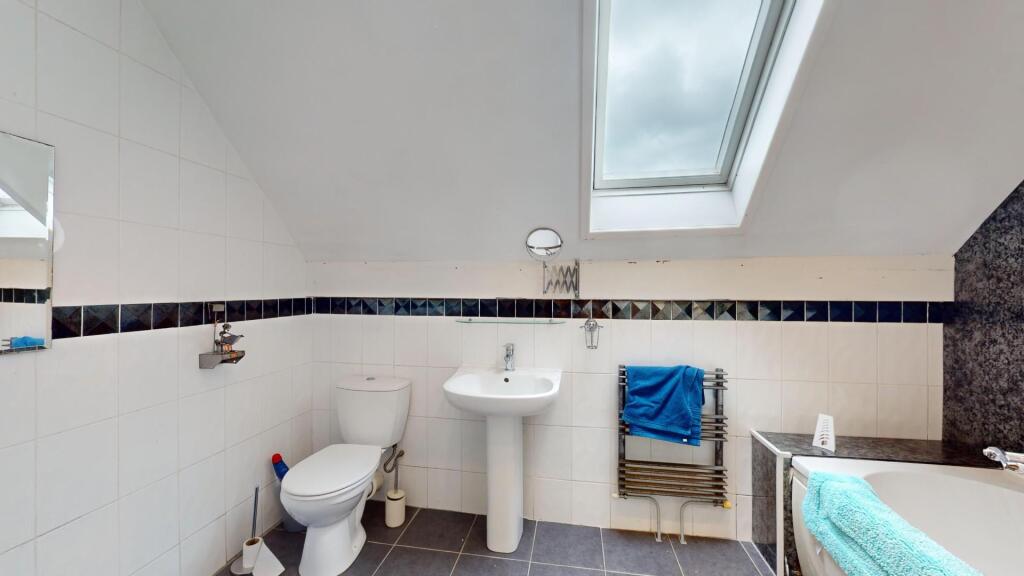 Apartment in Leeds - More