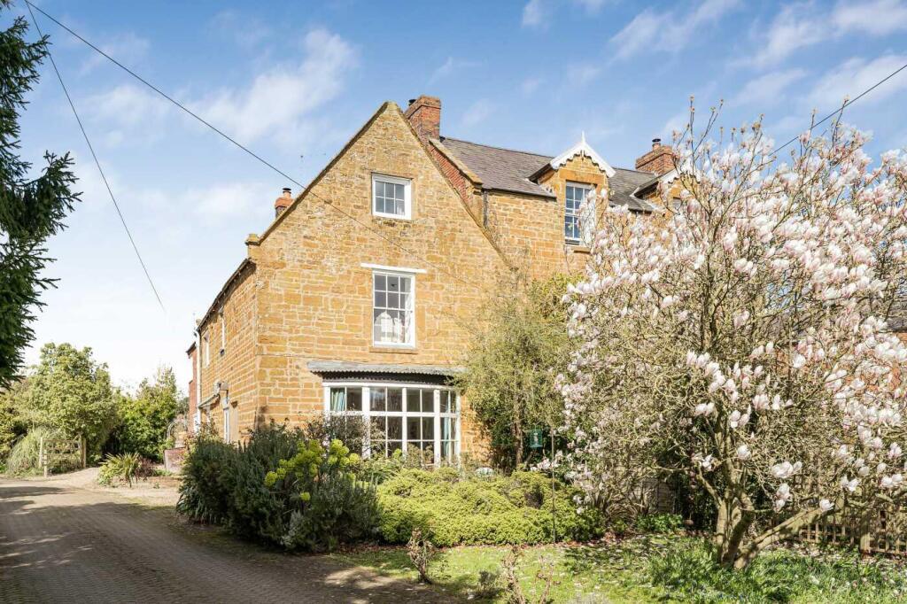 Main image of property: East Street, Long Buckby, NN6