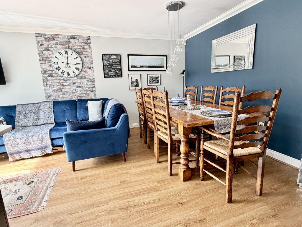 House in Winchester, Northbrook, Bishop's Waltham - View 3