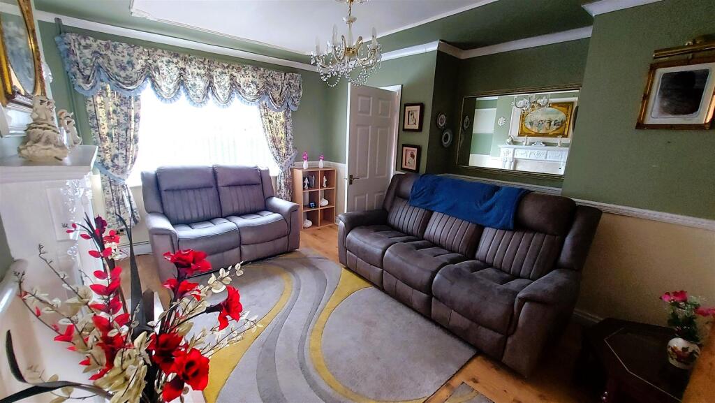 House in Cardiff - View 4