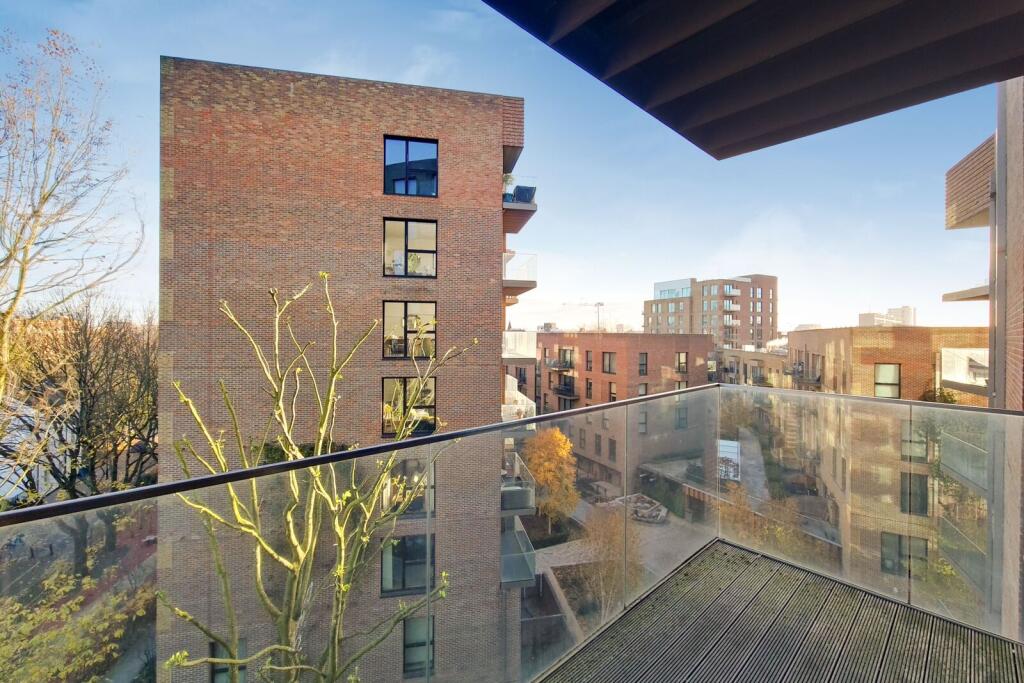 Apartment in London, Bermondsey Village, Walworth - View 4