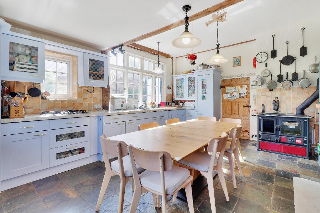 House in Cranbrook, Iden Green, Goudhurst - View 3
